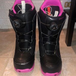 Burton BOA snowboarding boots size 8.5